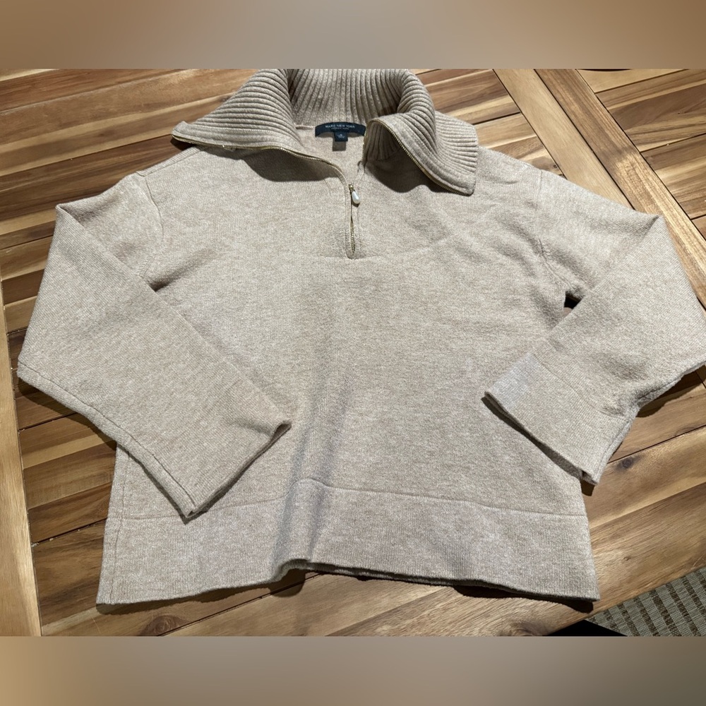 Marc New York Andrew Marc sweater top medium